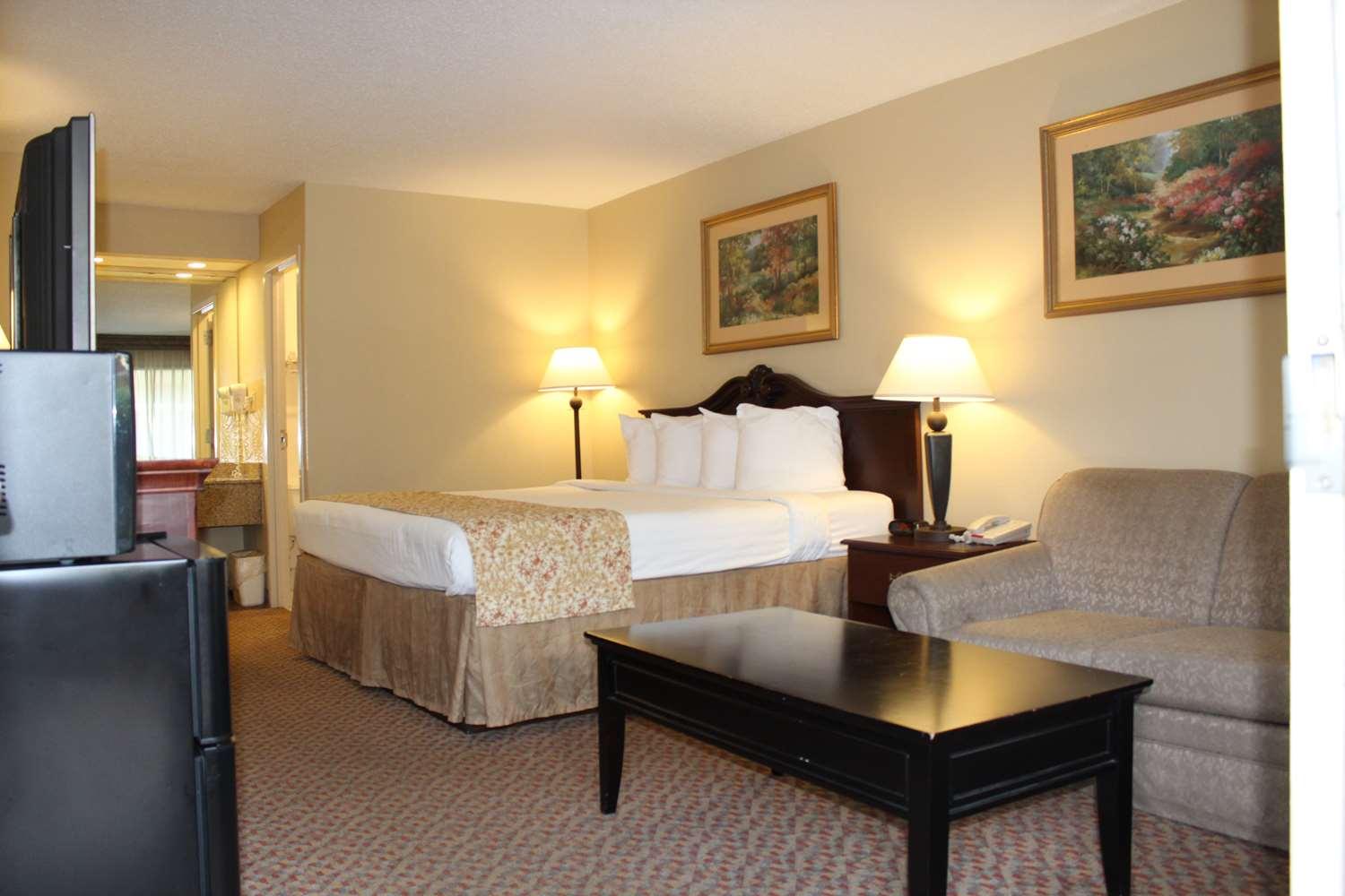 Surestay Plus Hotel By Best Western Southern Pines Pinehurst Exterior foto