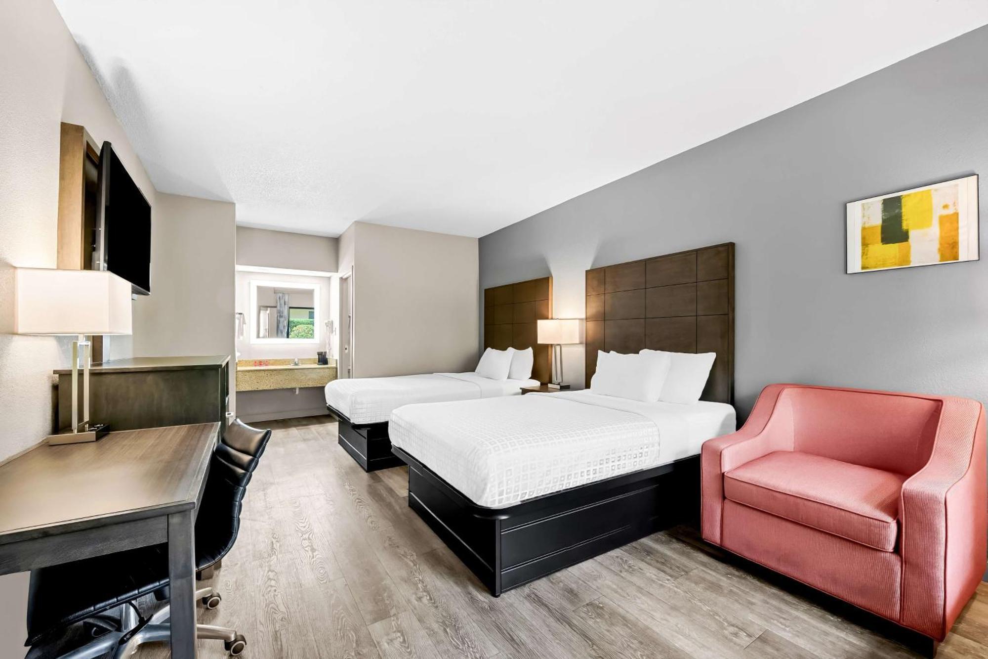 Surestay Plus Hotel By Best Western Southern Pines Pinehurst Exterior foto