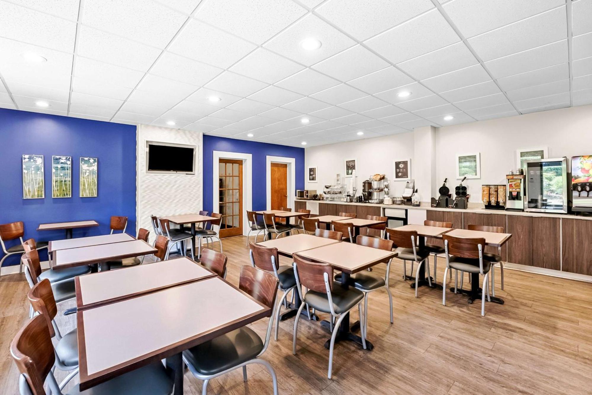 Surestay Plus Hotel By Best Western Southern Pines Pinehurst Exterior foto