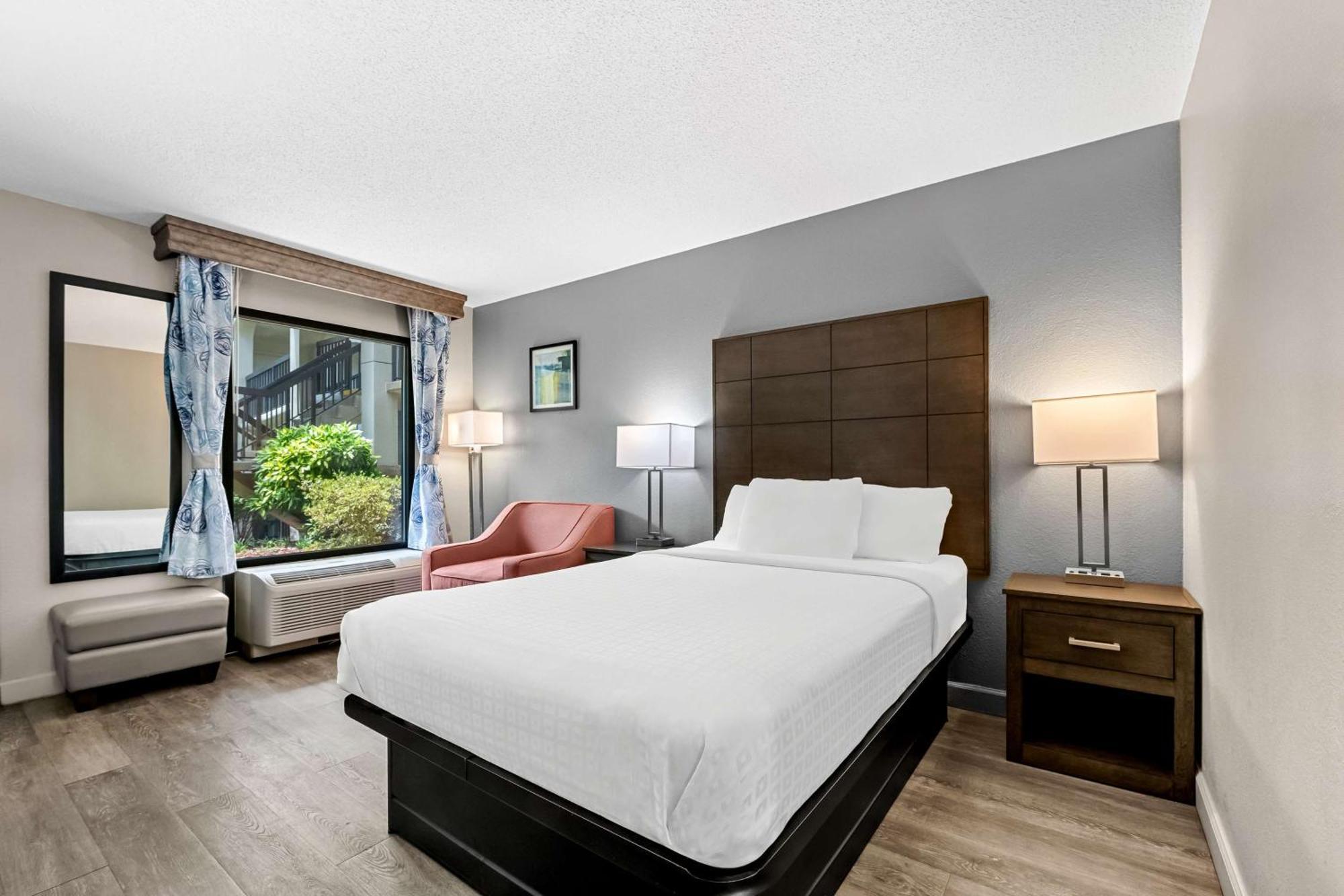 Surestay Plus Hotel By Best Western Southern Pines Pinehurst Exterior foto
