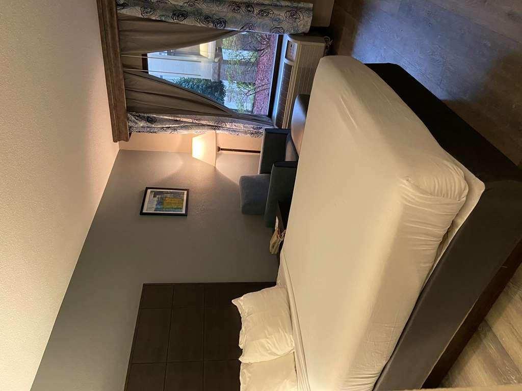 Surestay Plus Hotel By Best Western Southern Pines Pinehurst Zimmer foto